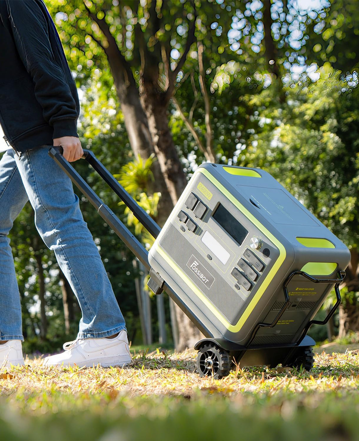 FOSSiBOT F2400 Portable Power Station 2048Wh LiFePO4 – view 2