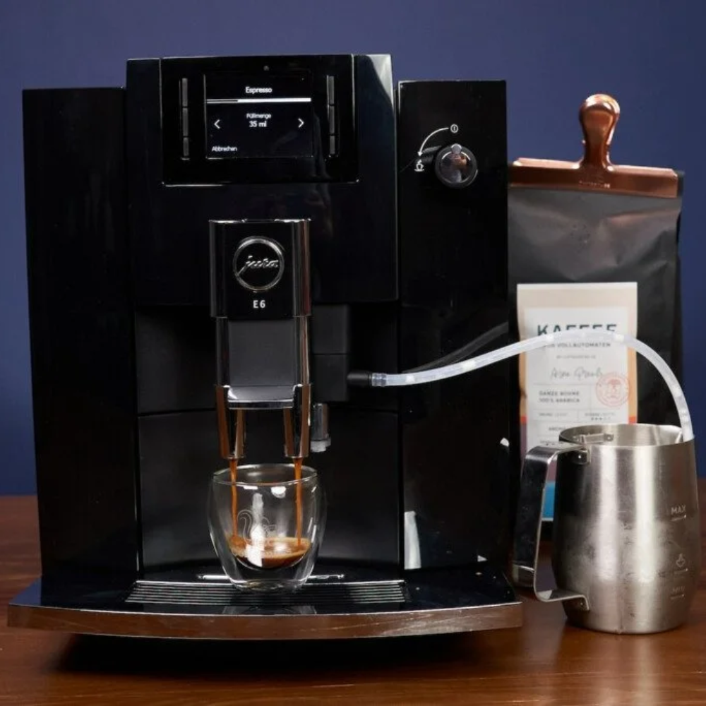 Jura E6 Automatic Coffee Machine – view 5