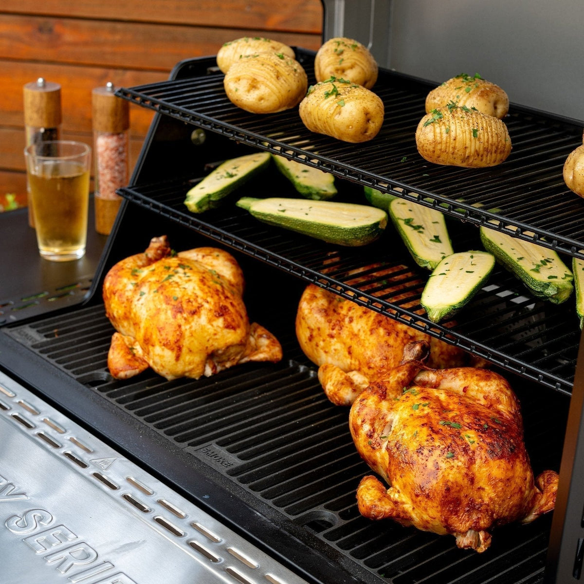 Masterbuilt Gravity Series 1150 Charcoal Grill & Smoker Starter Pack – view 8