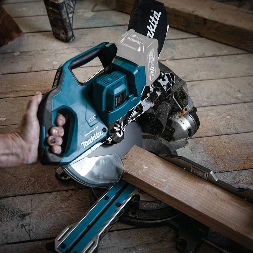 Makita LS1019L 10-Inch Dual-Bevel Sliding Compound Miter Saw – view 2