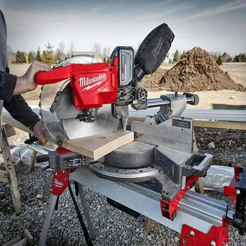 Milwaukee 18V Lithium-Ion Brushless Cordless 12 in. Dual Bevel – view 2