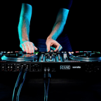 Rane ONE Professional Motorized DJ Controller – view 3