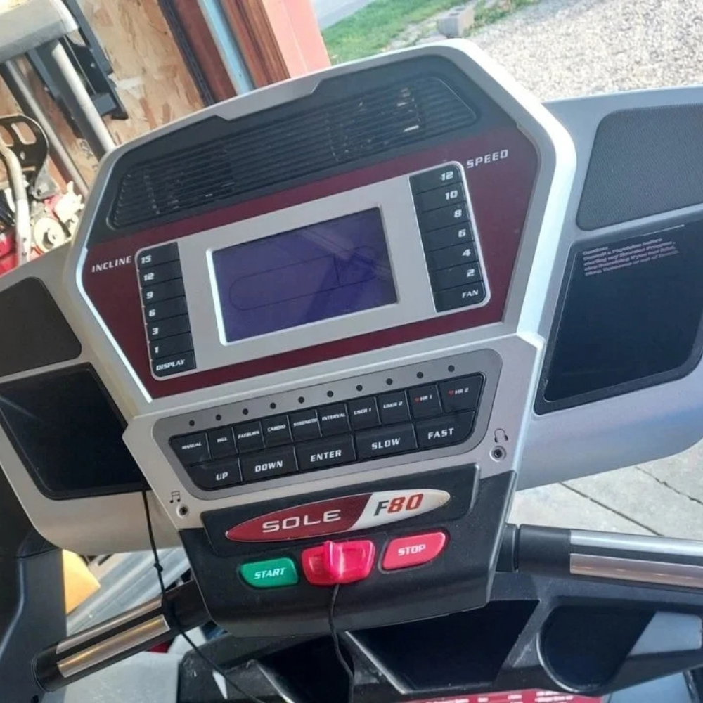 Sole F80 Treadmill – view 2